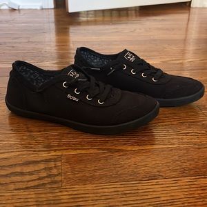 Skechers black bobs